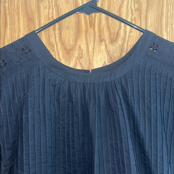 Chic Black Ruffled Women's Blouse - Picture 2 of 9